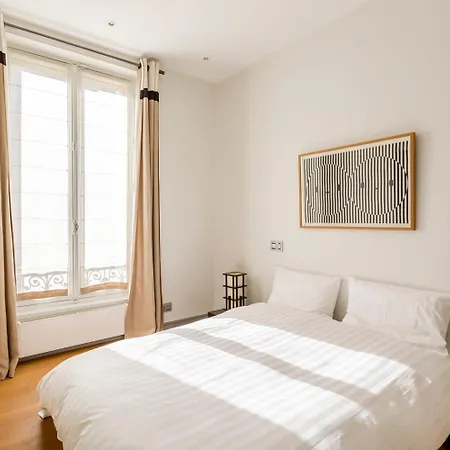 Luxueux Trocadero Apartment Paris